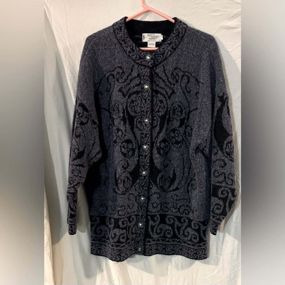 Cardigan sweater